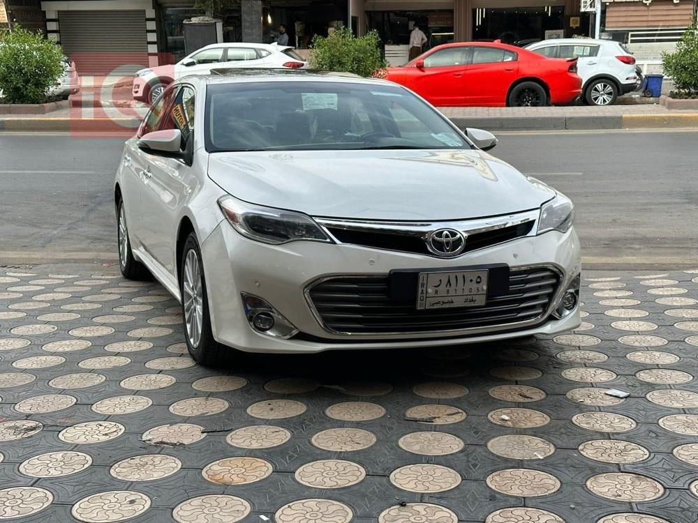 تويوتا أفالون